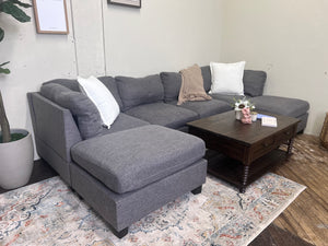 FREE DELIVERY! 🚚 - Gray Modular Rearrangeable U Sectional Couch with Ottomans