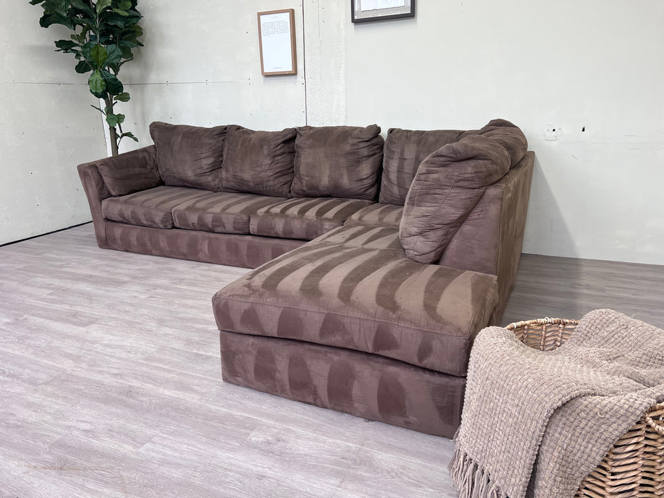 FREE DELIVERY! 🚚 - Bob’s Furniture Brown Microfiber Sectional Couch with Chaise