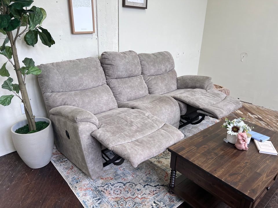 FREE DELIVERY! 🚚 - La-Z-Boy Grayish Green 3 Seater Reclining Couch