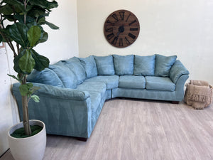 FREE DELIVERY! 🚚 - Light Blue Microfiber Theatre Sectional Couch