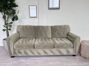 FREE DELIVERY! 🚚 - Green Modern Velour 3 Seater Couch