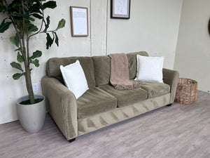 FREE DELIVERY! 🚚 - Green Modern Velour 3 Seater Couch