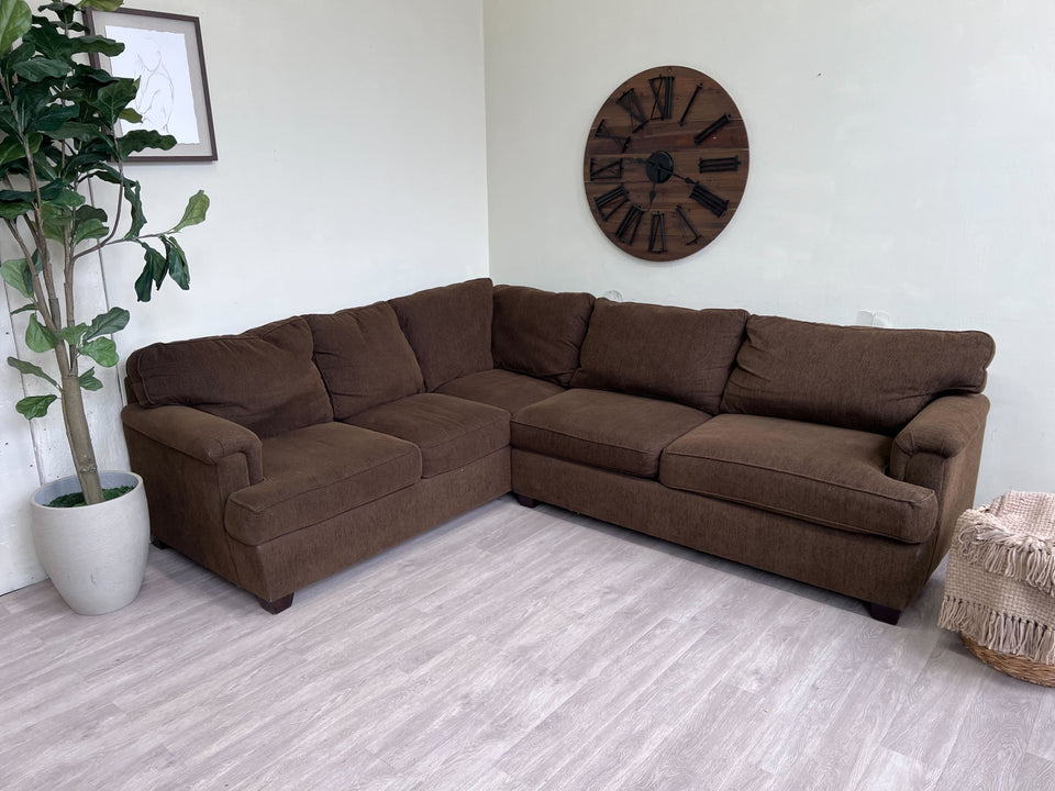 FREE DELIVERY! 🚚 - Bloomingdale’s Golden Brown Sectional Couch