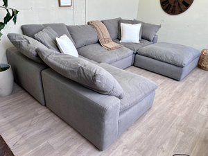 FREE DELIVERY! 🚚 - Bob’s Furniture “Cloud” Modular Rearrangeable Gray Modern Deep-Seated U Sectional Couch with Reversible Chaise