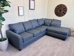 FREE DELIVERY! 🚚 - Bob’s Furniture Gray Modern Sectional Couch with Chaise